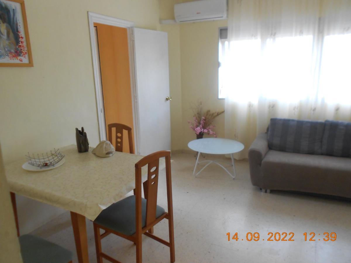 Apartment On The Sea Торрев'єха Екстер'єр фото